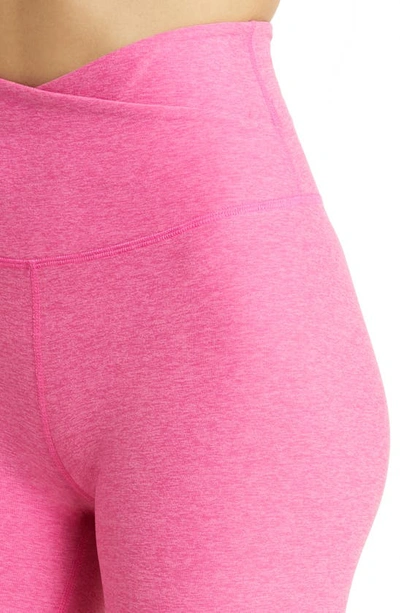 Beyond Yoga At Your Leisure Stretch Tech Bike Shorts In Deep Pink Heather