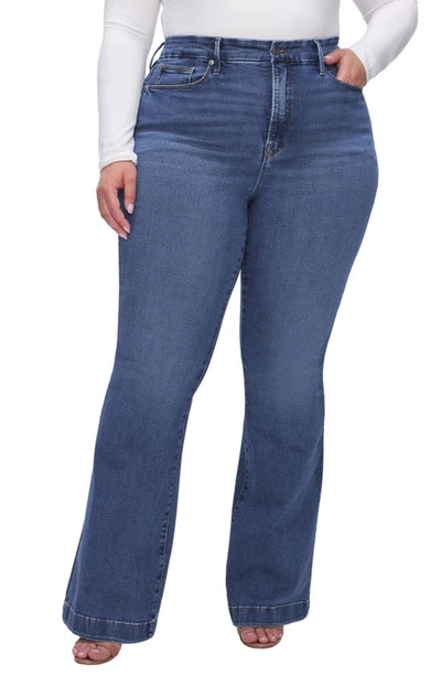 Shop Good American Good Legs Flare Jeans In Bblue305