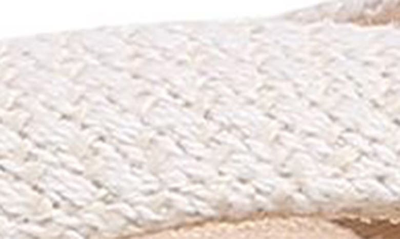 Vionic Mattie Flip Flop In Cream