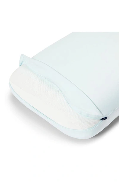 Casper Hybrid Pillow With Snow Technology, Standard In White