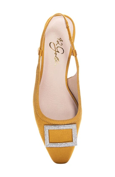 42 Gold Zilina Slingback Pump In Yellow