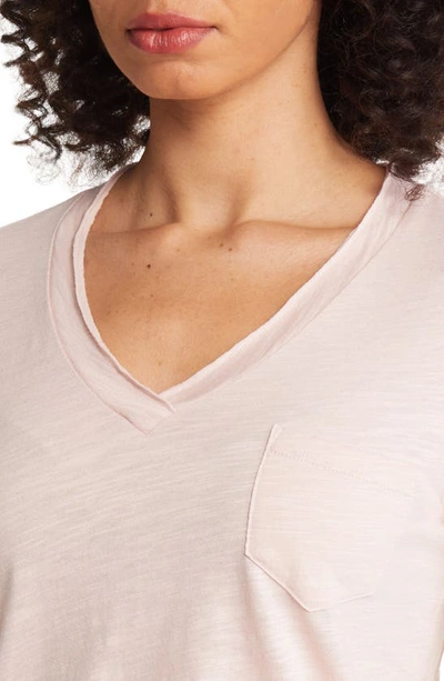 Caslon V-neck Short Sleeve T-shirt In Pink Smoke
