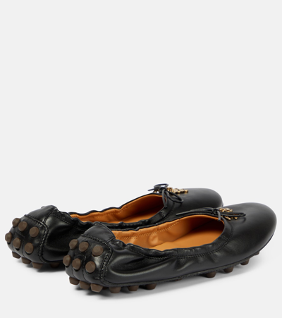 Shop Tod's Gommino Leather Ballet Flats In Black