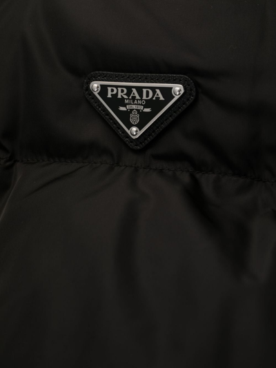 Prada Re-nylon Puffer Coat In Schwarz