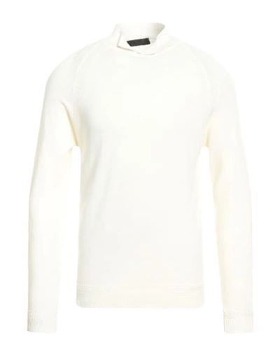 Shop Lucques Man Sweater Cream Size 38 Merino Wool In White