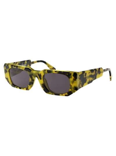 Shop Kuboraum Sunglasses In Ywh Grey