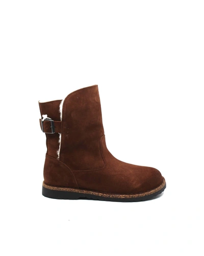 Shop Birkenstock Upsalla Shearling Boots In Espresso In Brown