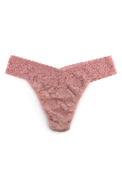Hanky Panky Stretch Lace Traditional-rise Thong In Desert Rose