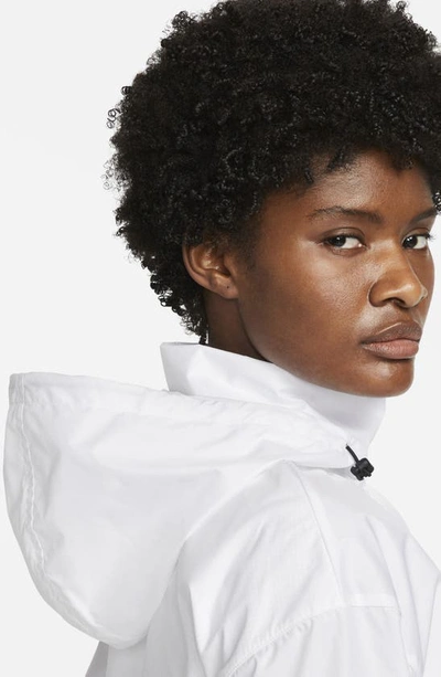 Shop Nike Fast Repel Water Repellent Running Jacket In White/ Black