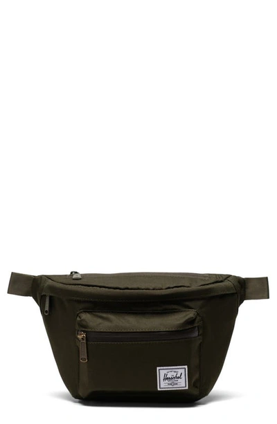 Shop Herschel Supply Co . Pop Quiz Belt Bag In Ivy Green