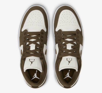 Pre-owned Jordan Nike Wmns Air  1 Low Se Light Olive Dv0426-301 Us 7.5 - 12 Women