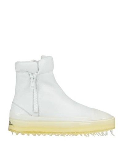 Shop Rubber Soul Woman Ankle Boots White Size 7 Soft Leather