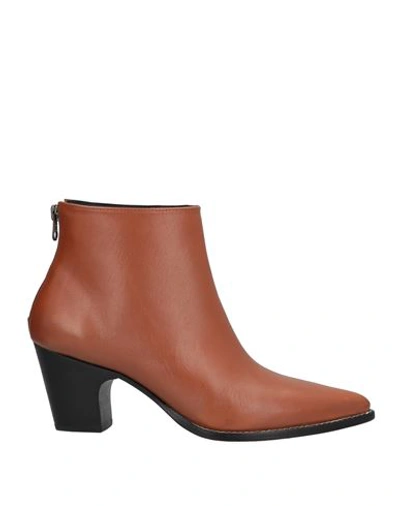 Shop Rachel Comey Woman Ankle Boots Brown Size 8 Cowhide