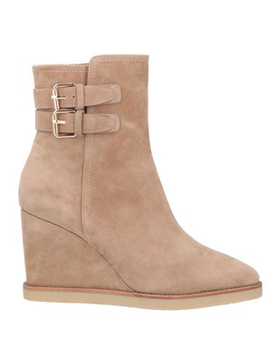 Lola Cruz Woman Ankle Boots Beige Size 11 Soft Leather In Beige