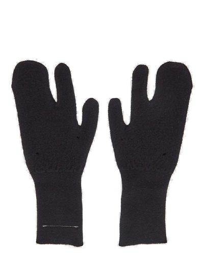 Shop Mm6 Maison Margiela Mm6 Maison Hybrid Design Margiela Gloves In Black