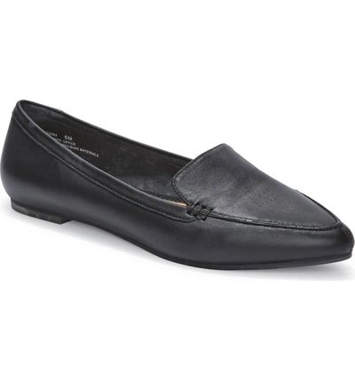 Shop Me Too Audra Pointy Toe Flats In Black