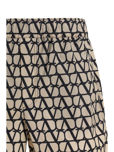 Valentino Toile Iconographe-print Knee-length Shorts In Beige