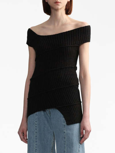Mm6 Maison Margiela Off-shoulder Asymmetric Knitted Top In Black