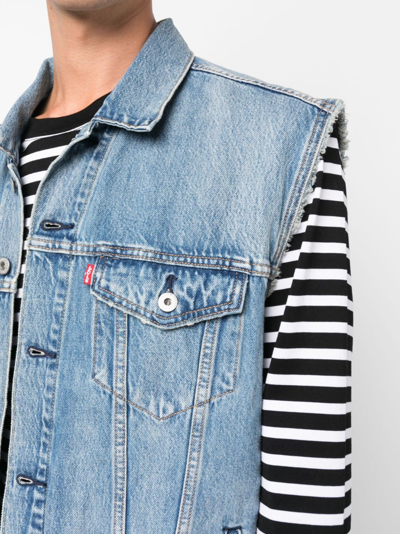 Shop Levi's Relaxed Trucker Denim Vest In Blue