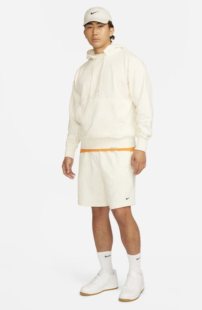 Shop Nike Dri-fit Standard Issue Hoodie Sweatshirt In Phantom/ Heather/ Pale Ivory