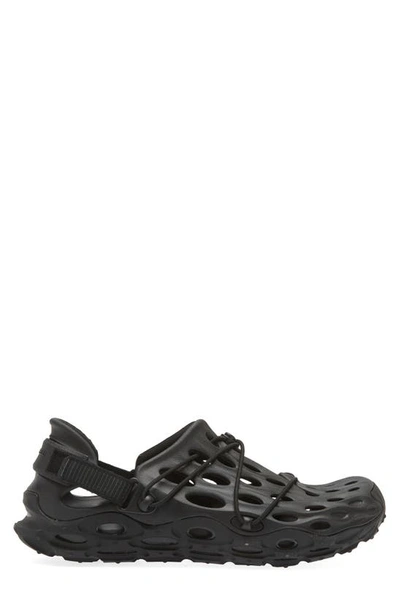 Shop 1trl Hydro Moc At Cage Trail Sandal In Blackout