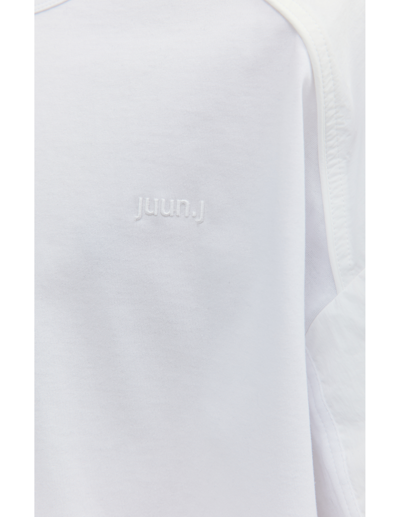 Shop Juunj Сontrast-sleeve Embroidered T-shirt In White