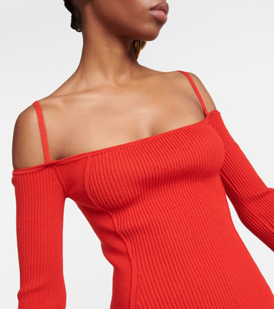 Jacquemus La Robe Sierra Cold Shoulder Long Sleeve Rib Cotton Sweater Dress In Red