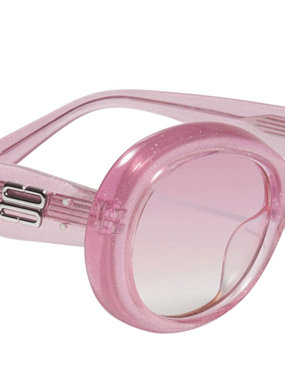 Shop Gentle Monster La Mode Pc6 Logo-plaque Sunglasses In Pink