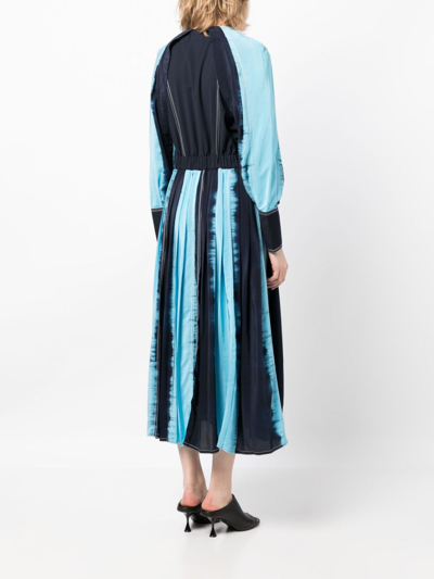 Shop Lovebirds Panelled Tie-dye Print Silk-crepe Midi Dress In 蓝色