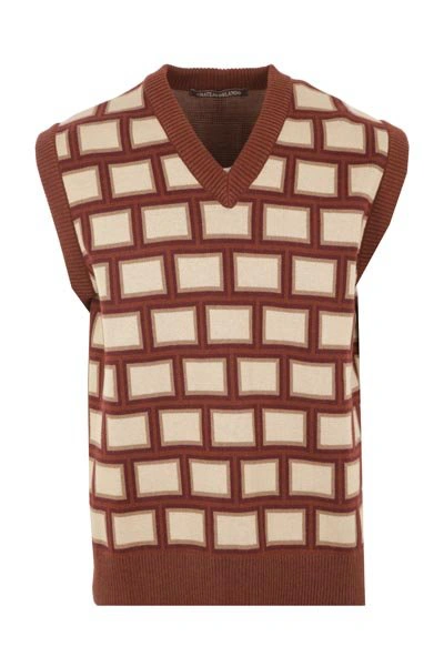 Shop Chateau Orlando Geometric Intarsia Knitted V In Brown