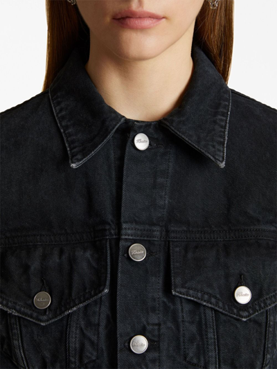 Shop Khaite Rizzo Cropped Denim Jacket In 黑色