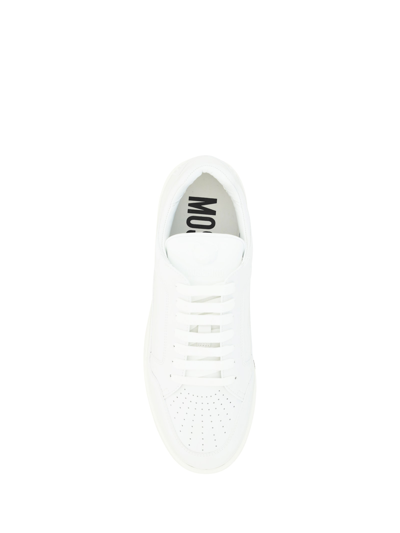 Shop Moschino Kevin 40 Sneakers In Bianco