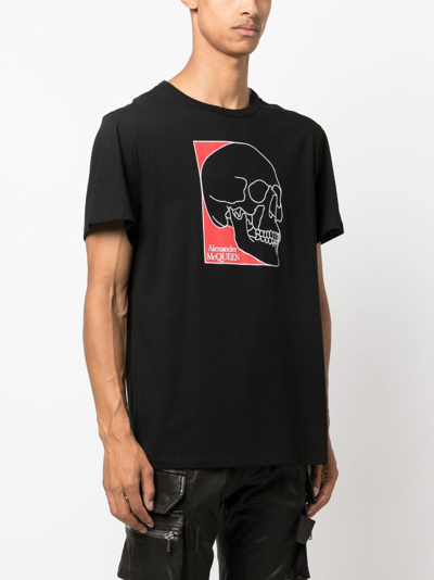 Shop Alexander Mcqueen Skull-print Cotton T-shirt In Schwarz