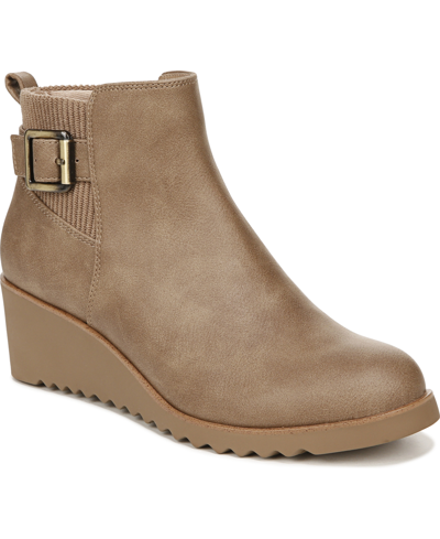 Lifestride Zayne Wedge Bootie In Brown Faux Leather