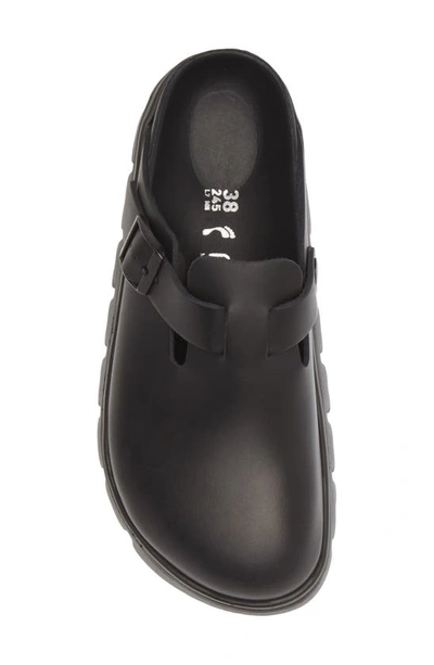 Birkenstock Boston Chunky Slipper In Black Natural Leather With Serrated Sole In Black
