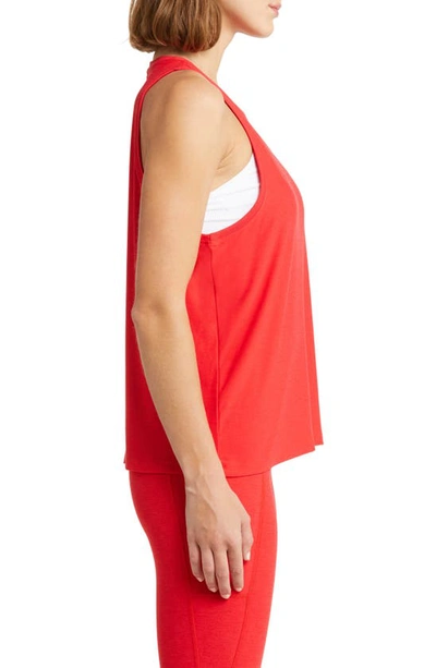 Beyond Yoga Featherweight Rebalance Tank In Candy Apple Red Heather