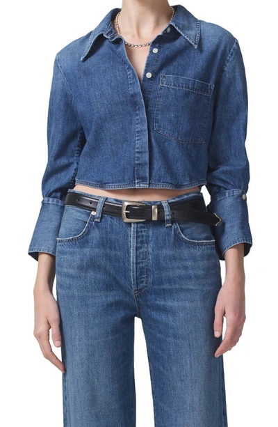Shop Citizens Of Humanity Bea Crop Denim Button-up Shirt In Ambrose