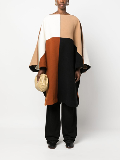 COLOUR-BLOCK KNITTED CAPE