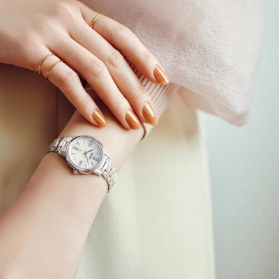 Pre-owned Seiko Lukia Ssvw205 Grow Elegant Silver Solar Radio Watch Women Box