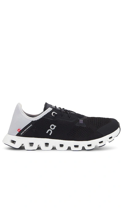 On Cloud 5 Coast In Black