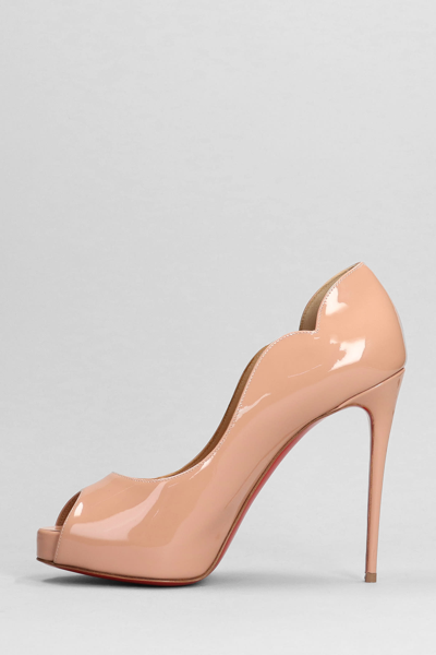 Shop Christian Louboutin Hot Chick Pumps In Powder Leather