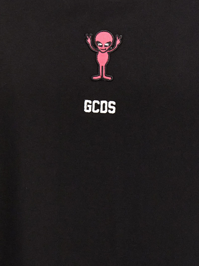 Shop Gcds Embroidery T-shirt In Black