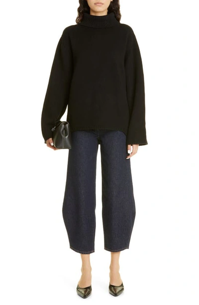 Totême T-lock Clutch Black Grain In Black Grain