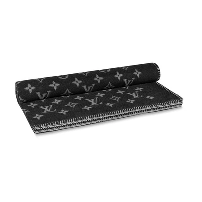 Shop Louis Vuitton Monogram Eclipse Blanket In Noir