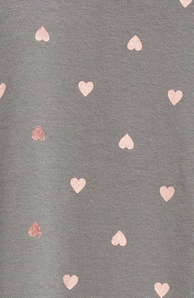 Shop Nordstrom Print Cotton Footie In Grey Pearl Hearts