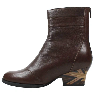 L'amour Des Pieds Women's Joosa Boot In Chocolate Lamb In Multi