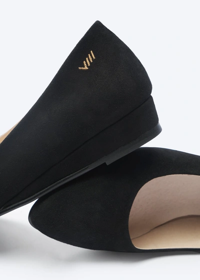 Viscata Roma Leather Flats In Black