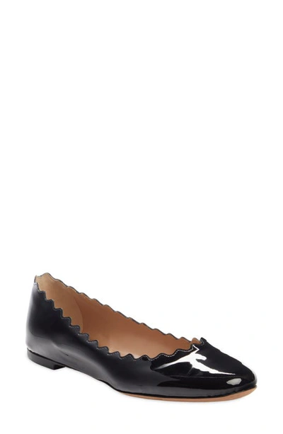 Shop Chloé Lauren Scalloped Ballet Flat In Black