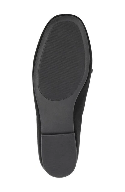 Journee Collection Cordell Rolo Link Loafer In Black