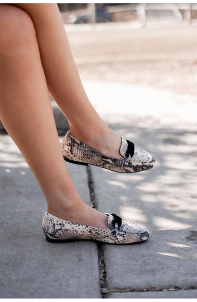 Journee Collection Cordell Rolo Link Loafer In Taupe
